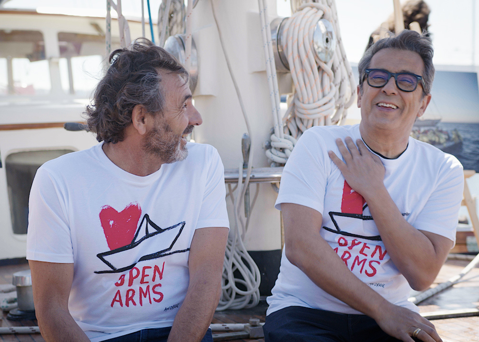 Presentazione della t-shirt solidale “Samanté! Andreu Buenafuente x Open Arms”