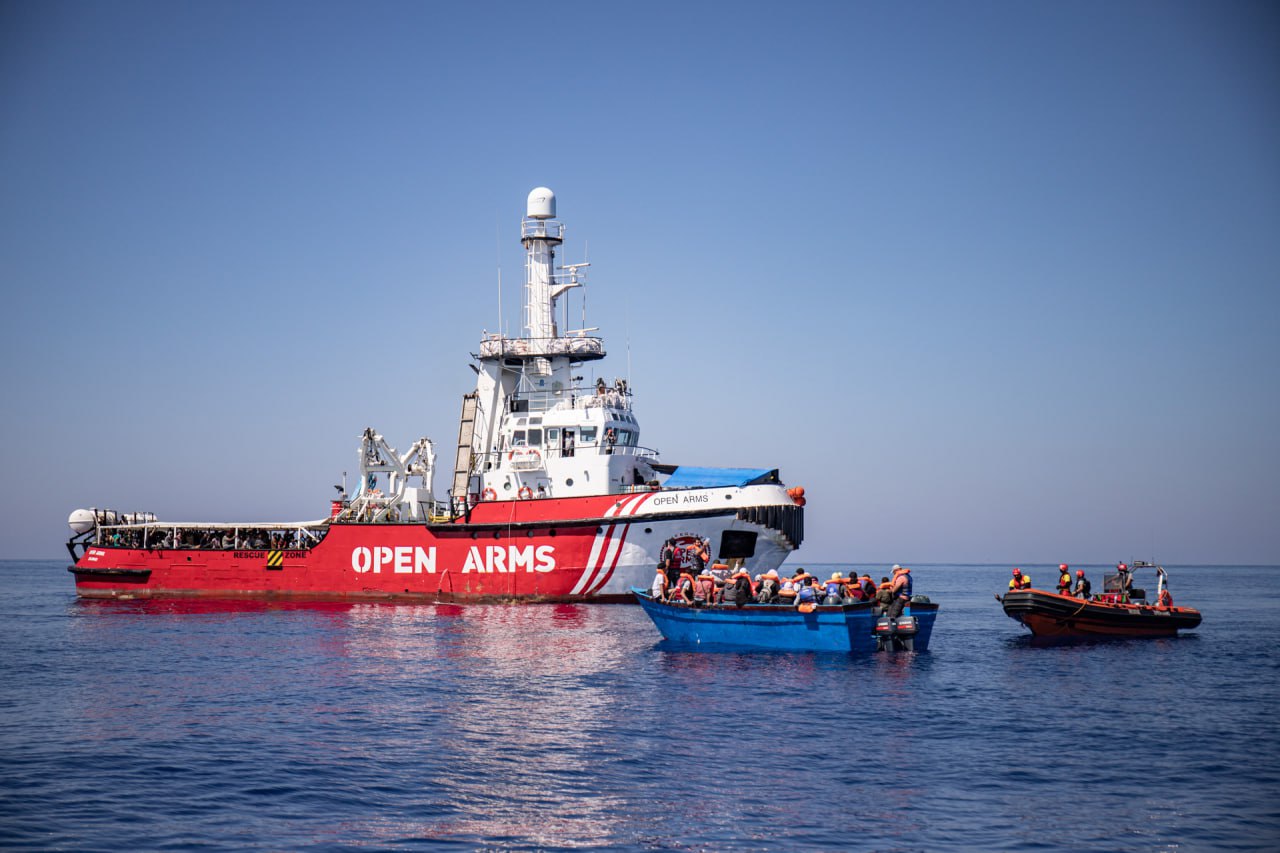 20-day blockade and sanction on open arms after disembarking 195 rescued people at italian port