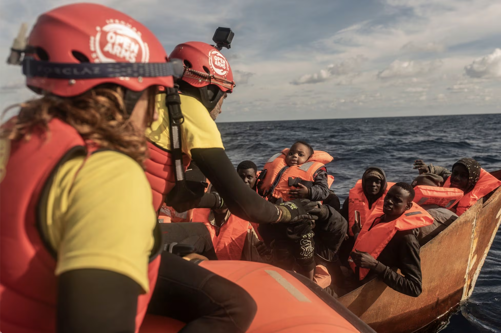 Open Arms rescues 115 people in the central Mediterranean on the Xmas mission