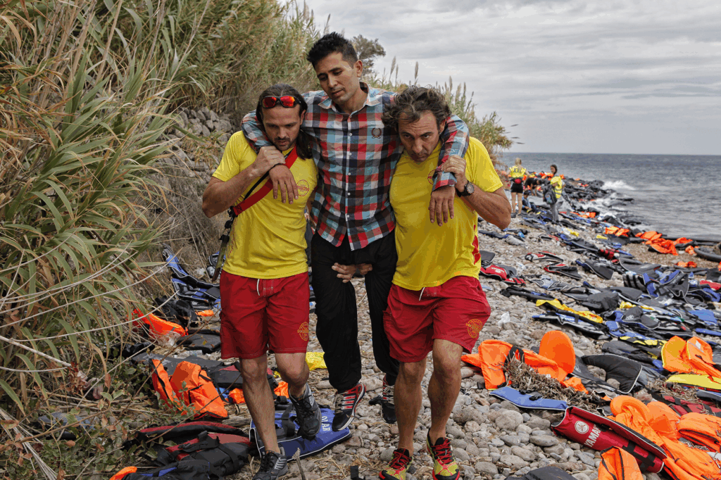 Open Arms compie 8 anni e vogliamo continuare a salvare vite con voi
